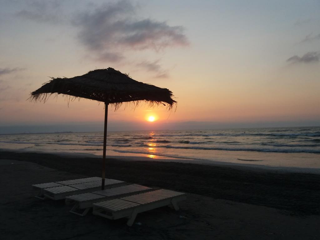 La Bella Vita Năvodari Exteriör bild